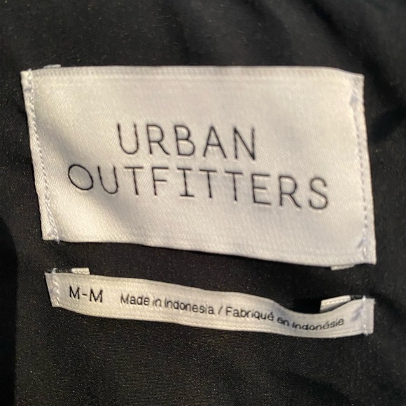 Urban Outfitters Black Sherpa Coat Size M - Picture 3 of 4